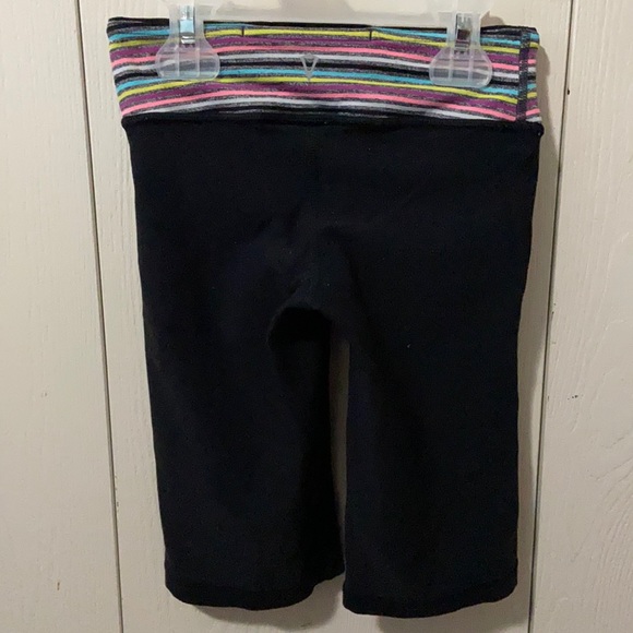 Ivivva Reversible Black Crop Exercise Pants - Picture 2 of 7